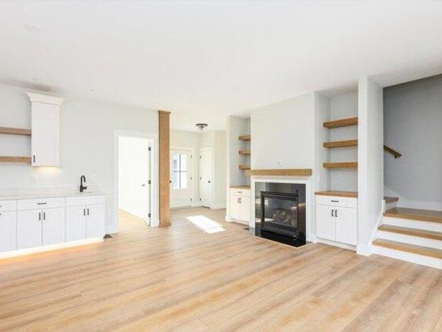 Condo for sale in New Hampshire