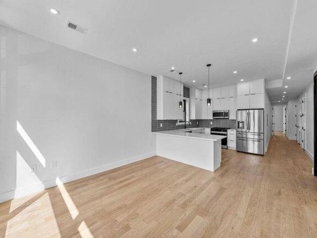 Condo for sale in Hudson, New Jersey