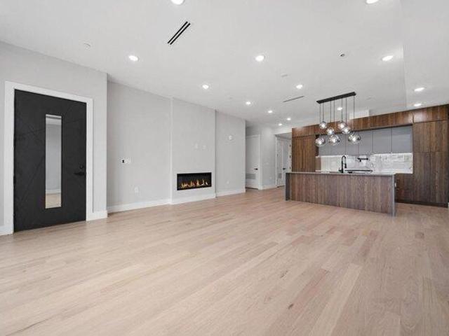 Condo for sale in Hudson, New Jersey