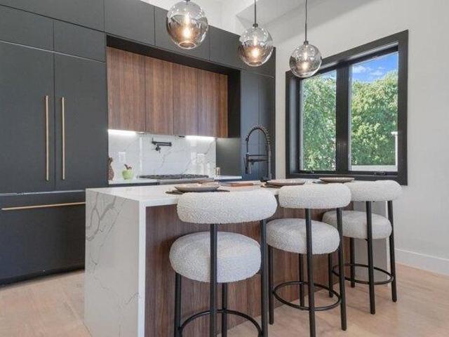 Condo for sale in Hudson, New Jersey