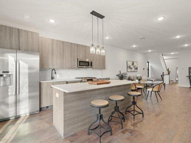 Condo for sale in Hudson, New Jersey