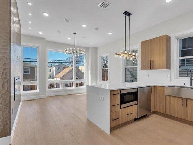 Condo for sale in Hudson, New Jersey