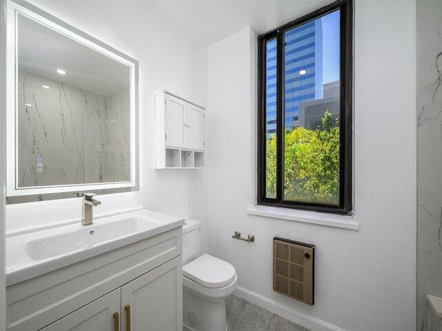 Condo for sale in Hudson, New Jersey