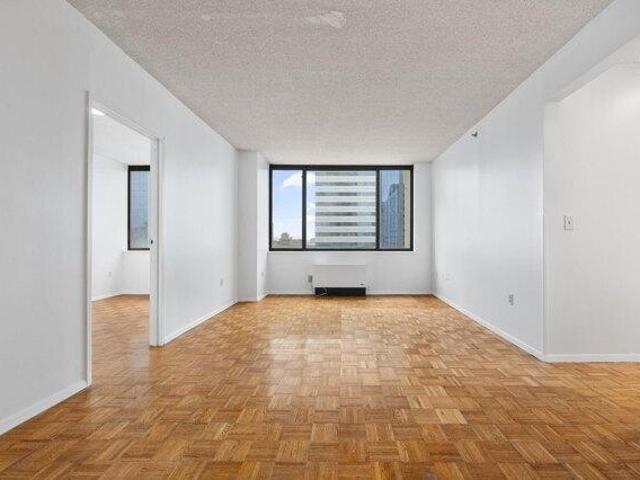 Condo for sale in Hudson, New Jersey