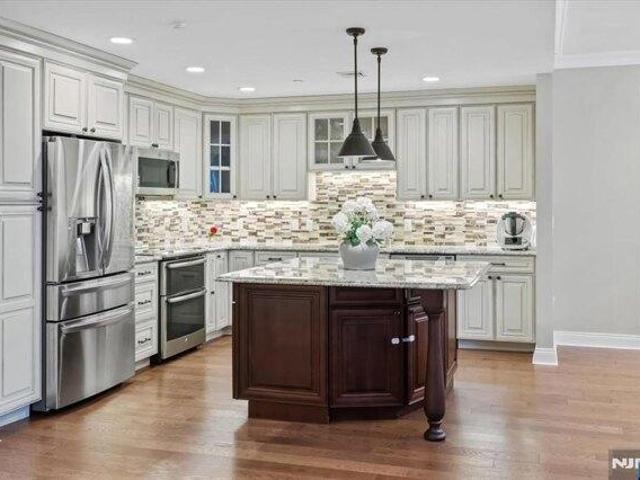 Condo for sale in Hudson, New Jersey