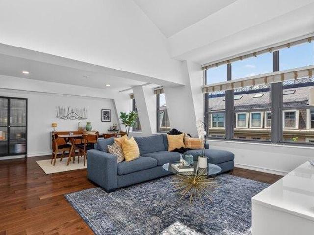 Condo for sale in Hudson, New Jersey