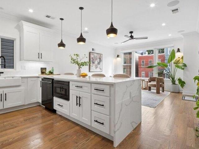 Condo for sale in Hudson, New Jersey