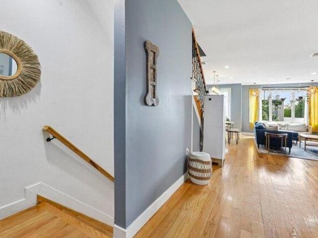 Condo for sale in Hudson, New Jersey
