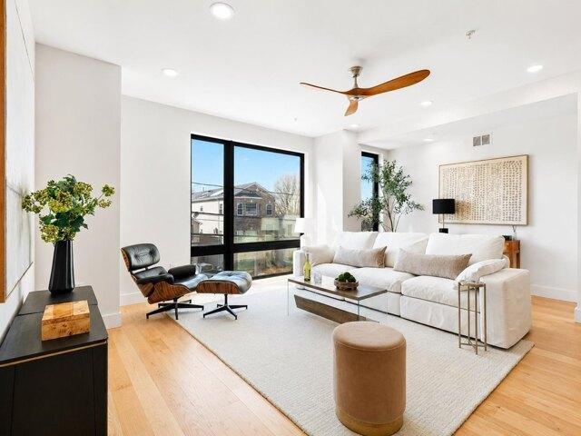 Condo for sale in Hudson, New Jersey