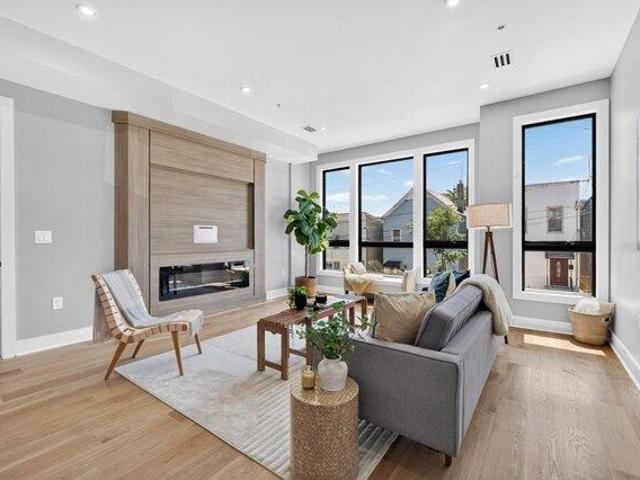 Condo for sale in Hudson, New Jersey