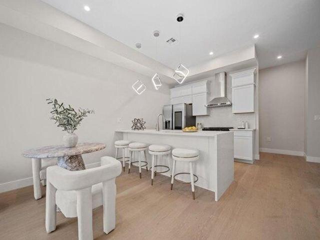 Condo for sale in Hudson, New Jersey