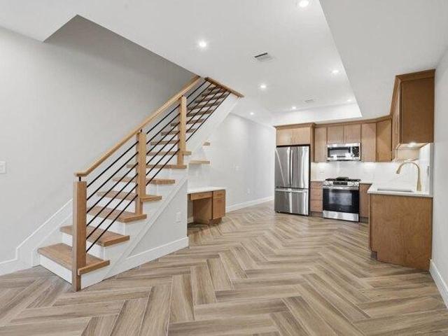 Condo for sale in Communipaw, Jersey City