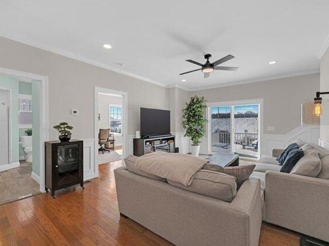 Condo for sale in Johnston, Rhode Island