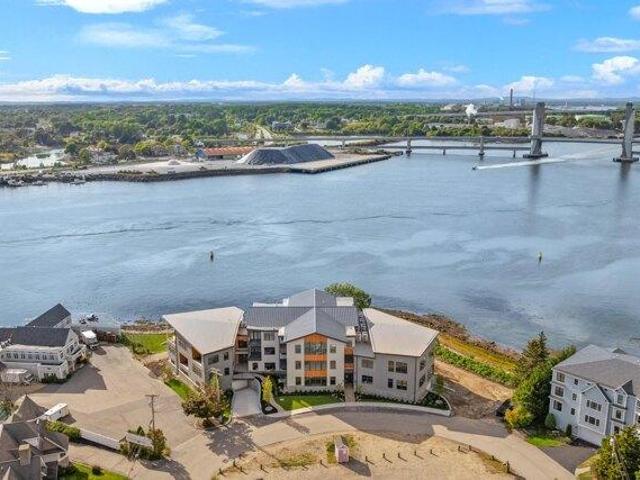 Condo for sale in Kittery, York County