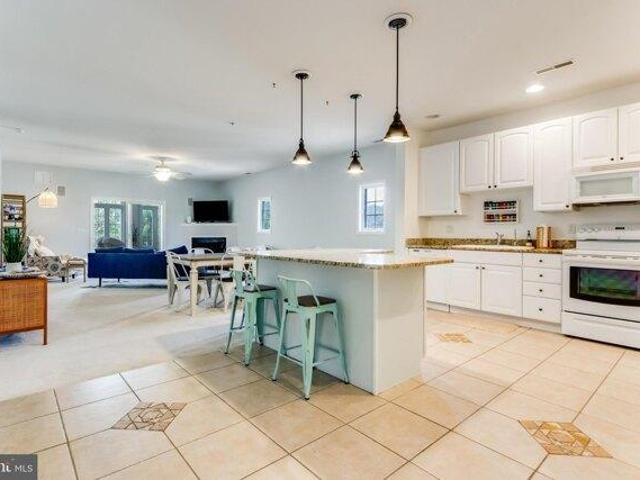 Condo for sale in Delaware