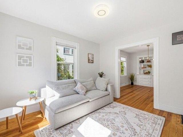 Condo for sale in Lexington, Massachusetts