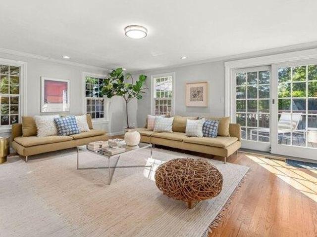 Condo for sale in Lexington, Massachusetts