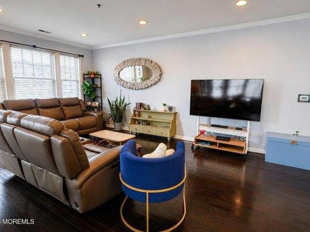 Condo for sale in Monmouth, New Jersey