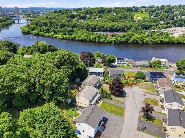 Condo for sale in Lowell, Massachusetts