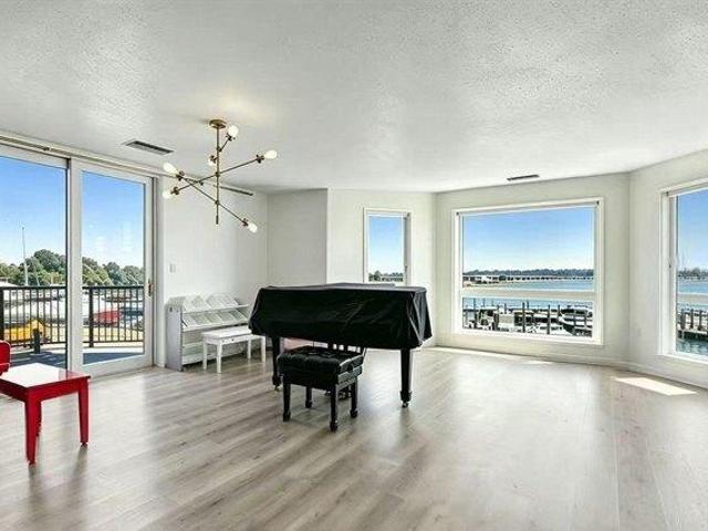 Condo for sale in Lynn, Massachusetts