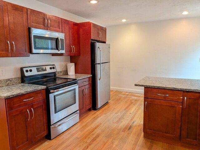 Condo for sale in Salem, Essex County