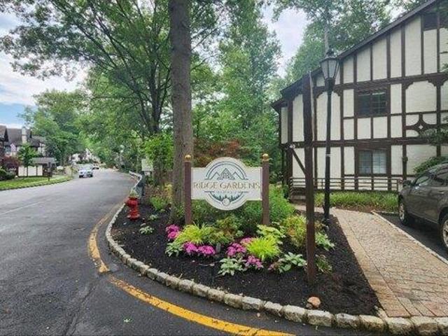 Condo for sale in Mahwah, New Jersey