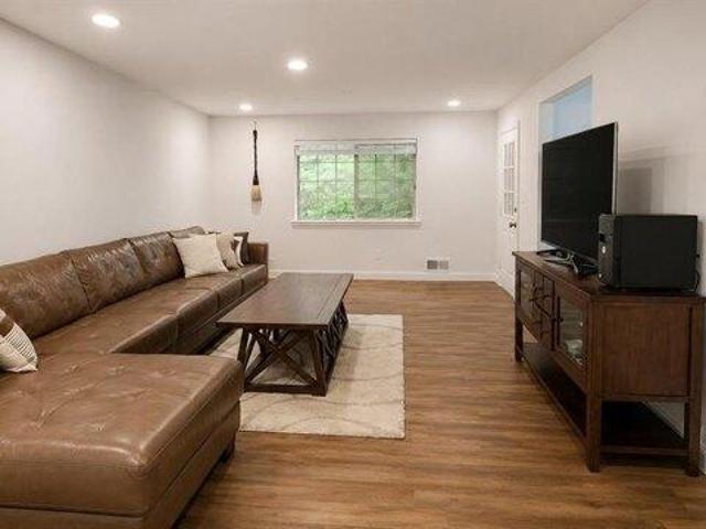 Condo for sale in Mahwah, New Jersey