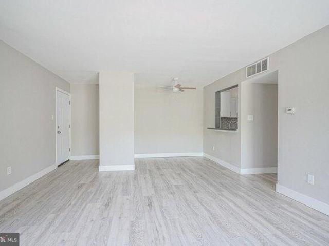 Condo for sale in Maple Shade, New Jersey