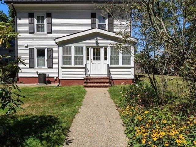 Condo for sale in Medfield, Massachusetts