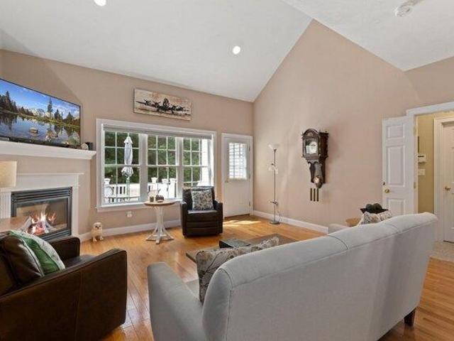 Condo for sale in Medway, Massachusetts