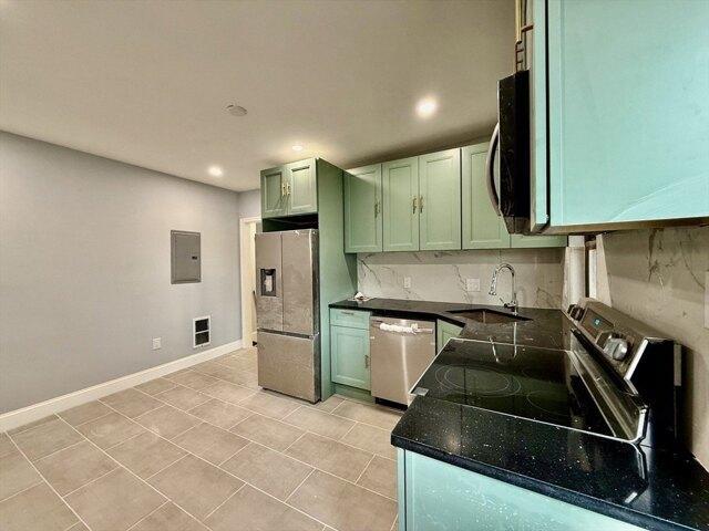 Condo for sale in Melrose, Massachusetts