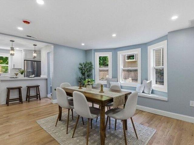 Condo for sale in Melrose, Massachusetts