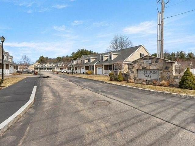 Condo for sale in Merrimac, Massachusetts