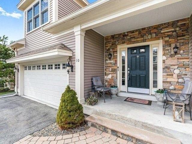 Condo for sale in Middleton, Massachusetts
