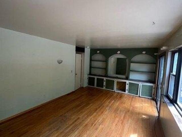 Condo for sale in Middletown, New York