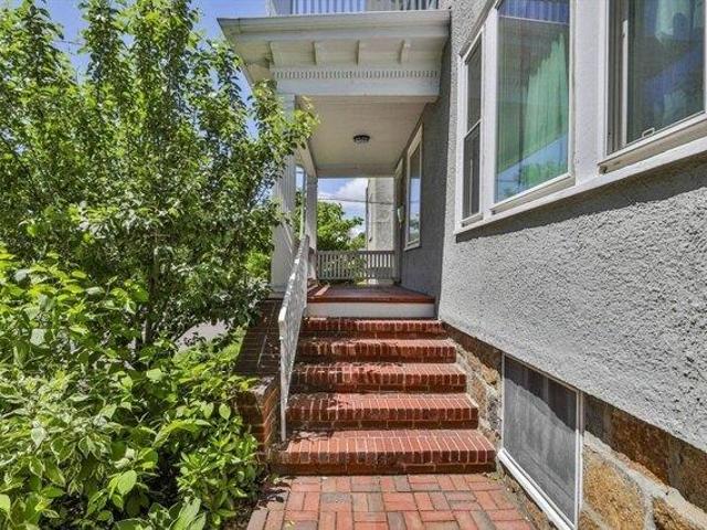 Condo for sale in Milton, Massachusetts