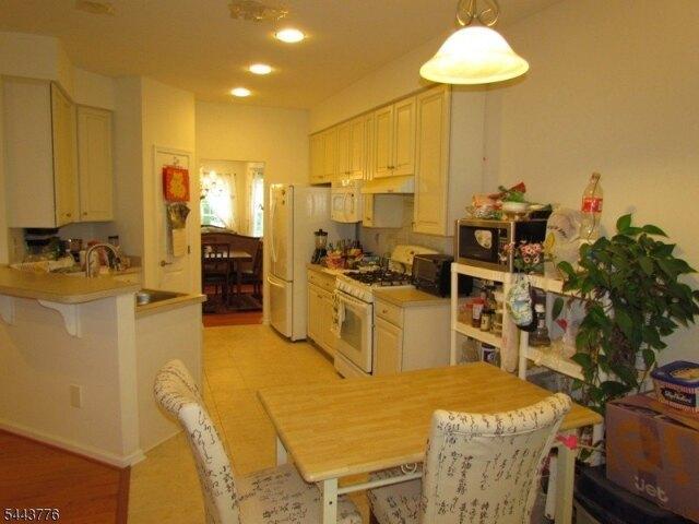 Condo for sale in Mine Hill, New Jersey