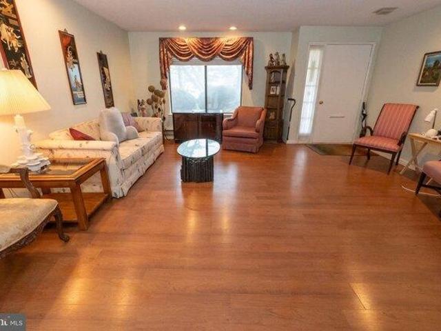 Condo for sale in Monroe Township, New Jersey