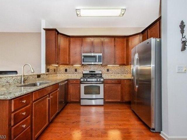 Condo for sale in Morris Plains, Morris County