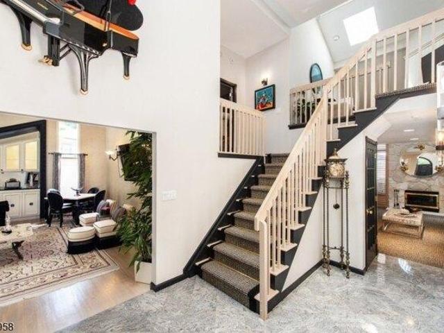 Condo for sale in Mountain Lakes, New Jersey