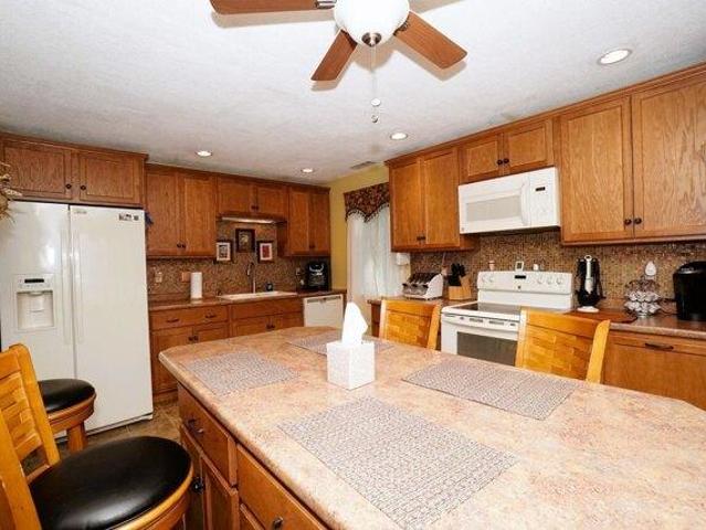 Condo for sale in Coburn Woods, Nashua
