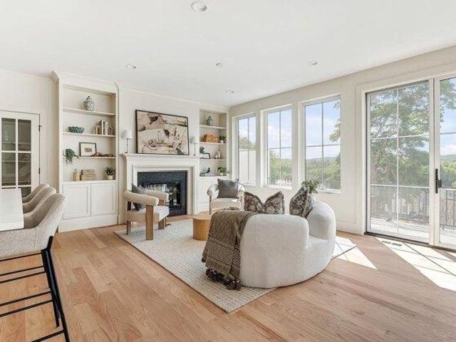 Condo for sale in Needham Heights, Needham