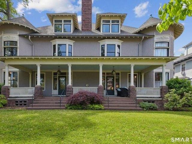 Condo for sale in New Haven, Connecticut
