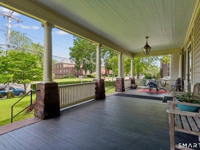 Condo for sale in New Haven, Connecticut