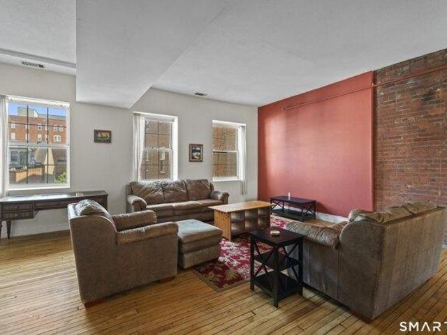 Condo for sale in Chapel Street Historic District, New Haven