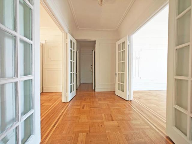 Condo for sale in Arverne, New York