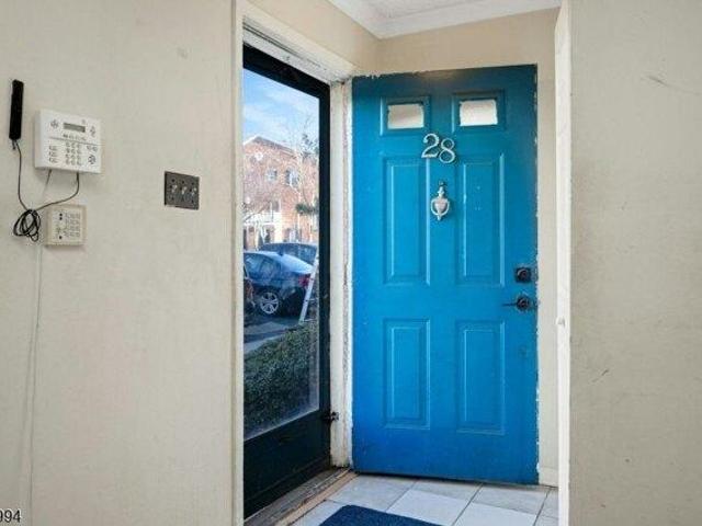 Condo for sale in Newark