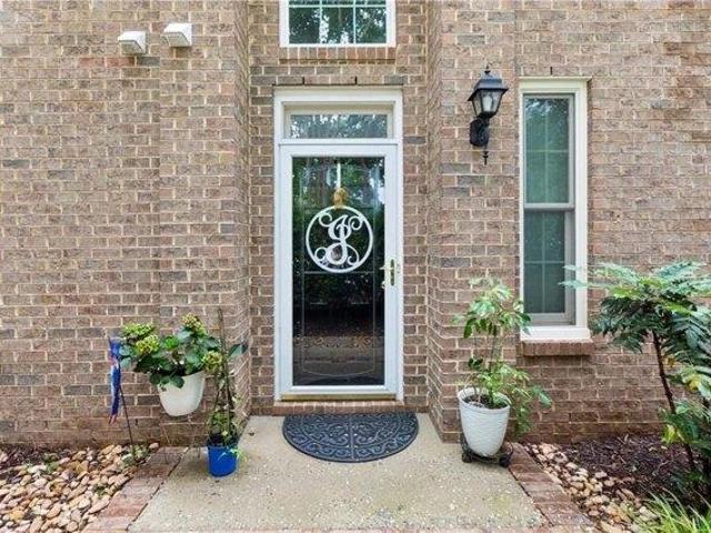 Condo for sale in Virginia