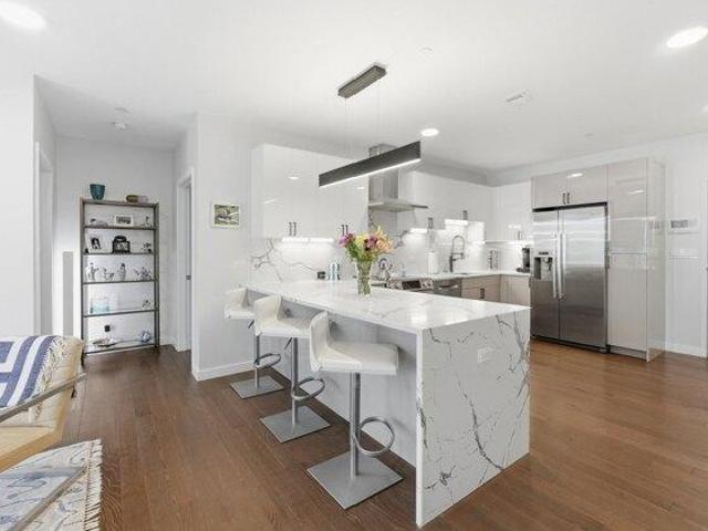 Condo for sale in Auburndale, Massachusetts