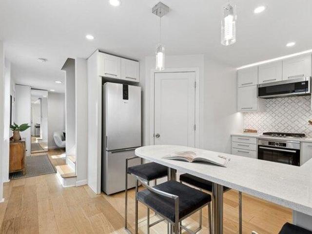 Condo for sale in Newtonville, Newton